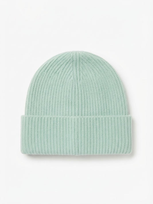 Amisu man hat